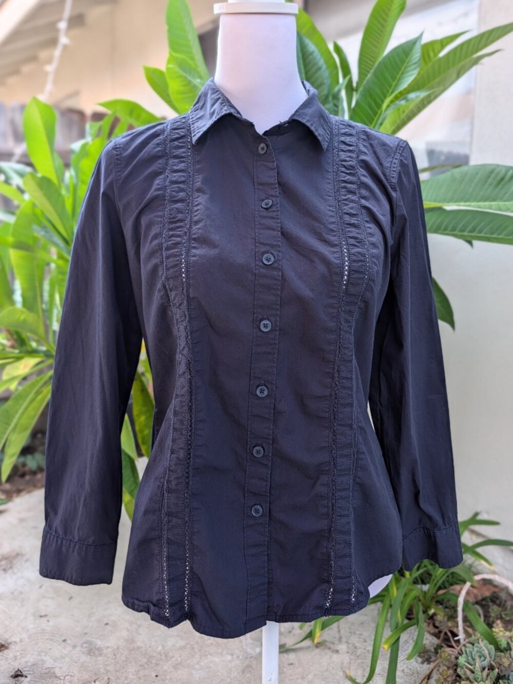 Banana Republic tailored fit navy button down shirt 10p VGUC office workwear